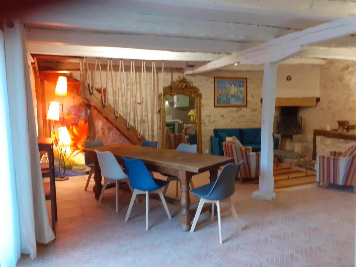 Les Vitarelles En Quercy Berganty Eksteriør bilde